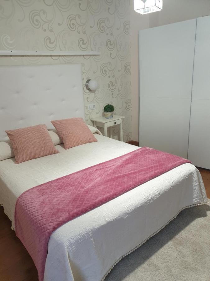 Apartamento Cine Colon リバデオ エクステリア 写真